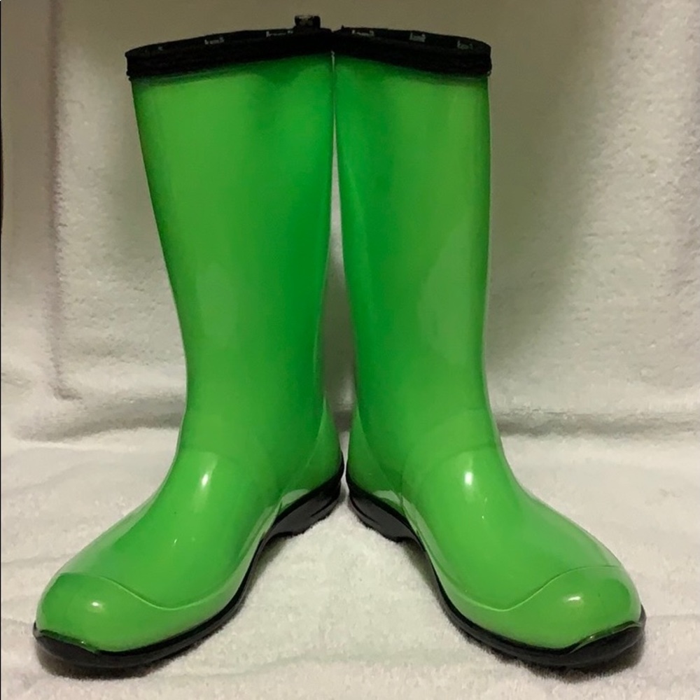 NWT Kamik Women Rain Boots